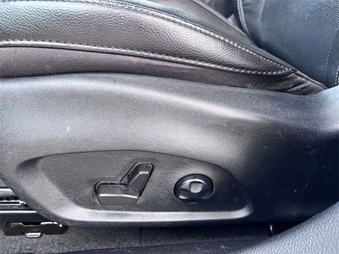 Certified 2021 Jeep Compass 80th Special Edition image 11