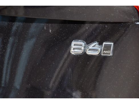 Certified 2024 Volvo XC90 B6 Plus image 28