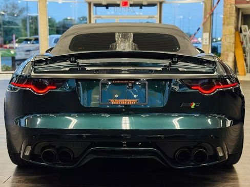 Used 2016 Jaguar F-TYPE R image 15