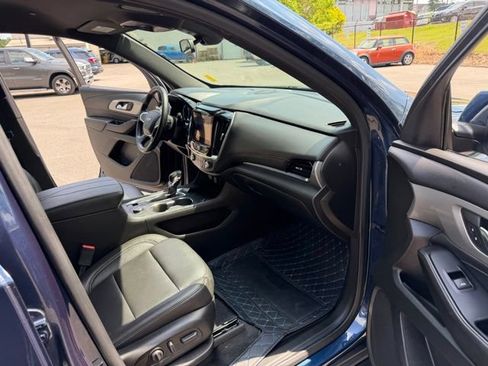 Used 2023 Chevrolet Traverse LT AWD/4WD image 26