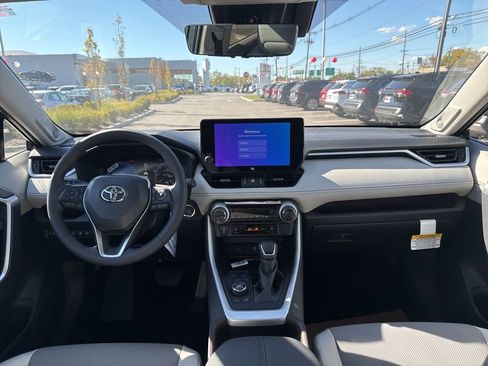 New 2025 Toyota RAV4 Limited image 16