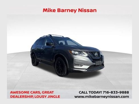 Used 2018 Nissan Rogue SV AWD/4WD image 1