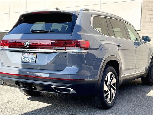 Certified 2025 Volkswagen Atlas SEL image 13
