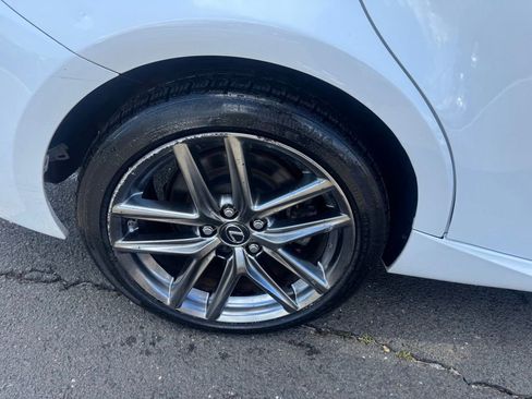Used 2016 Lexus IS 300 AWD image 15