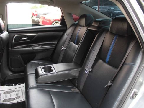 Used 2018 Nissan Altima 2.5 SR w/ SR Special Edition FWD image 16