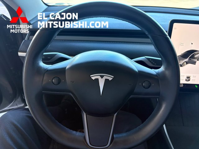 Used 2018 Tesla Model 3 Long Range RWD image 17
