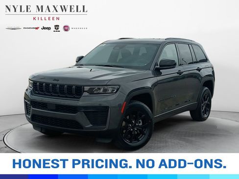 New 2026 Jeep Grand Cherokee Altitude AWD/4WD image 1