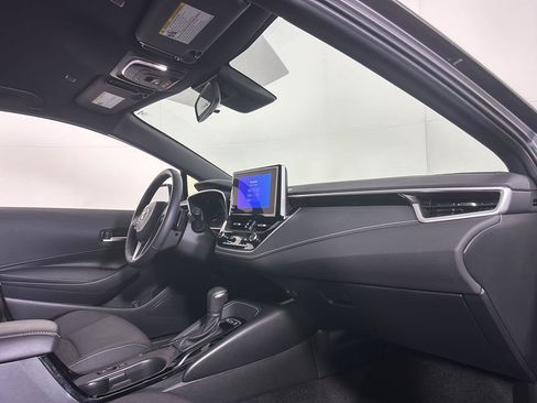 Used 2024 Toyota Corolla SE w/ SE Package FWD image 16