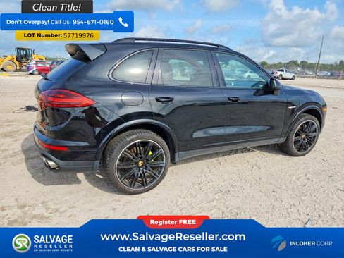 Used 2017 Porsche Cayenne S Platinum w/ Premium Package Plus (Pjy) AWD/4WD image 4