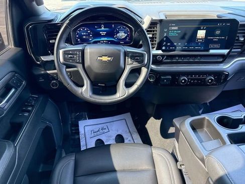 Used 2024 Chevrolet Silverado 2500 LTZ AWD/4WD image 14