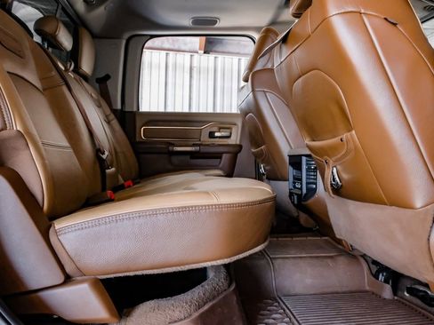 Used 2024 RAM 2500 Limited w/ Safety Group image 35