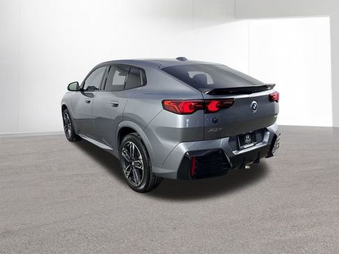 Used 2025 BMW X2 xDrive28i w/ M Sport Package image 32