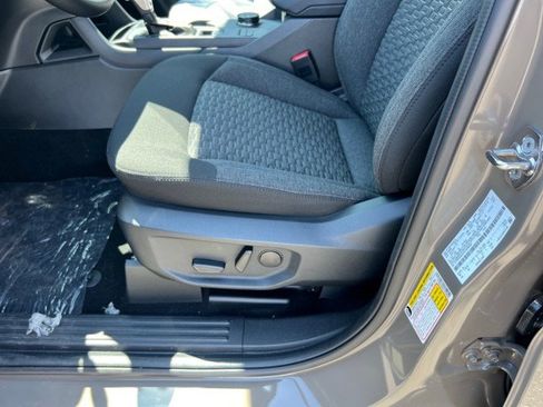 New 2026 Ford Ranger XLT w/ Equipment Group 301A High AWD/4WD image 8