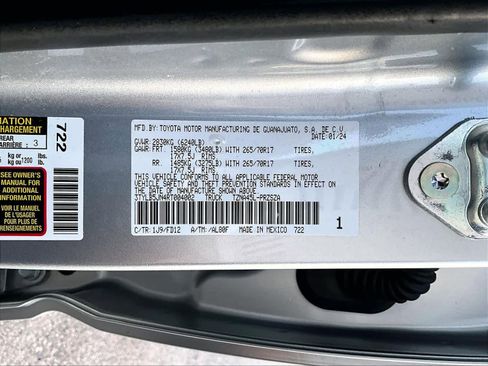 Certified 2024 Toyota Tacoma TRD Off-Road AWD/4WD image 6