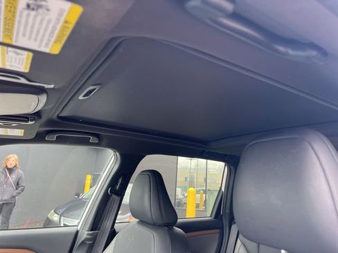 Used 2025 Subaru Forester Sport image 7