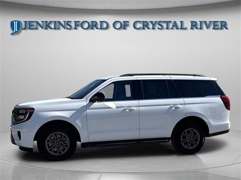 Used 2025 Ford Expedition Active image 5