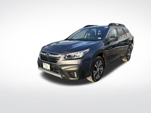 Used 2022 Subaru Outback Limited image 10