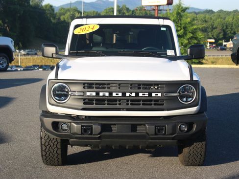 Used 2024 Ford Bronco Black Diamond AWD/4WD image 2