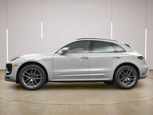 New 2026 Porsche Macan AWD/4WD image 29