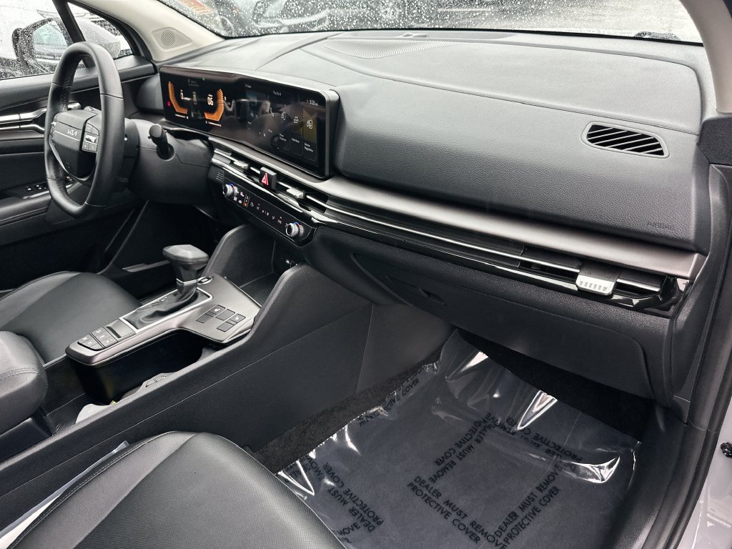 Used 2026 Kia Sportage EX FWD image 28