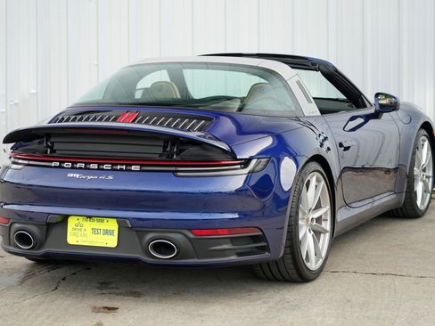 Used 2022 Porsche 911 Targa 4S w/ Premium Package AWD/4WD image 51