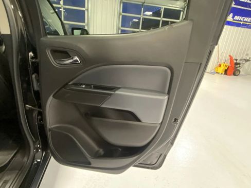 Used 2021 Chevrolet Colorado Z71 w/ Safety Package image 20