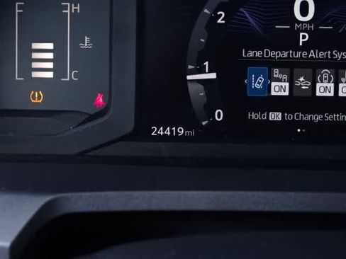 Used 2025 Toyota Tacoma SR5 RWD image 27