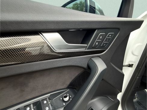 Used 2018 Audi SQ5 Prestige AWD/4WD image 20
