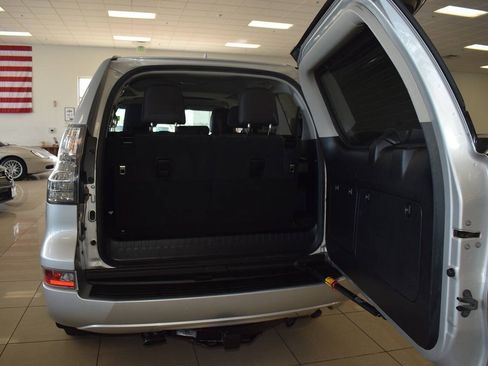 Used 2014 Lexus GX 460 AWD/4WD image 12