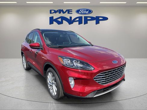 Used 2022 Ford Escape Titanium w/ Titanium Elite Package AWD/4WD image 1