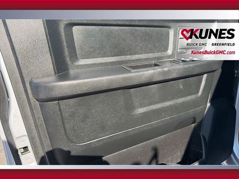 Used 2018 RAM 1500 Express image 17