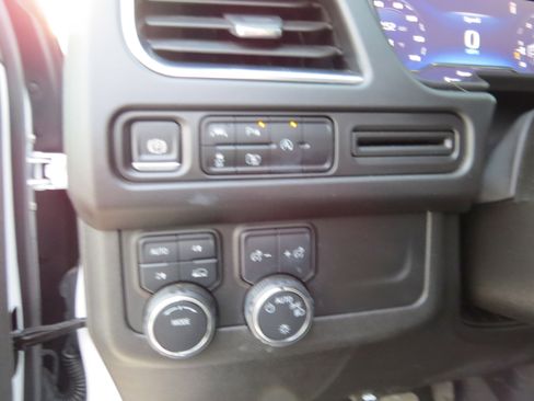 Used 2024 Chevrolet Tahoe RST w/ Luxury Package image 21