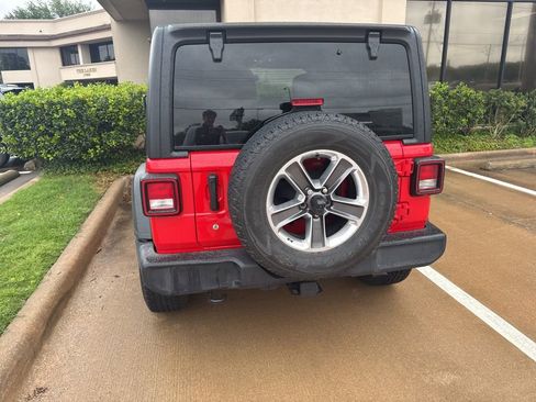 Used 2023 Jeep Wrangler Willys image 11