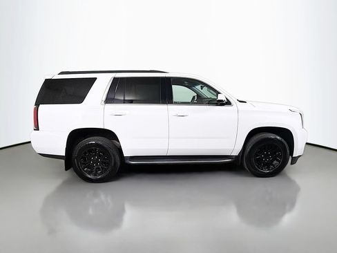 Used 2017 GMC Yukon SLT AWD/4WD image 5