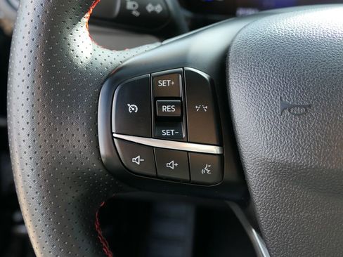 Used 2024 Ford Escape ST-Line image 12