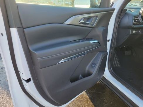 New 2026 Chevrolet Traverse LT w/ Sun and Wheel Package image 6