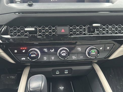 Used 2023 Honda Accord Touring image 19