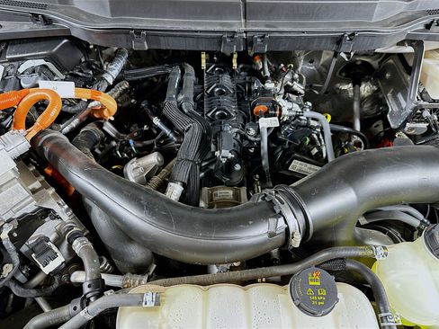 Used 2024 Ford F150 XLT w/ Equipment Group 302A MID image 32