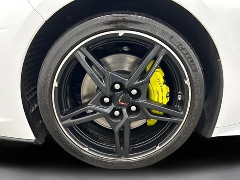 Used 2023 Chevrolet Corvette Stingray Premium Conv w/ Z51 Performance Package image 12