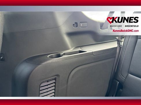 New 2026 GMC Yukon XL Elevation AWD/4WD image 29
