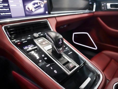 Certified 2023 Porsche Panamera Platinum Edition RWD image 13