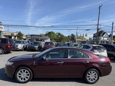 Used 2012 Lincoln MKZ FWD image 5