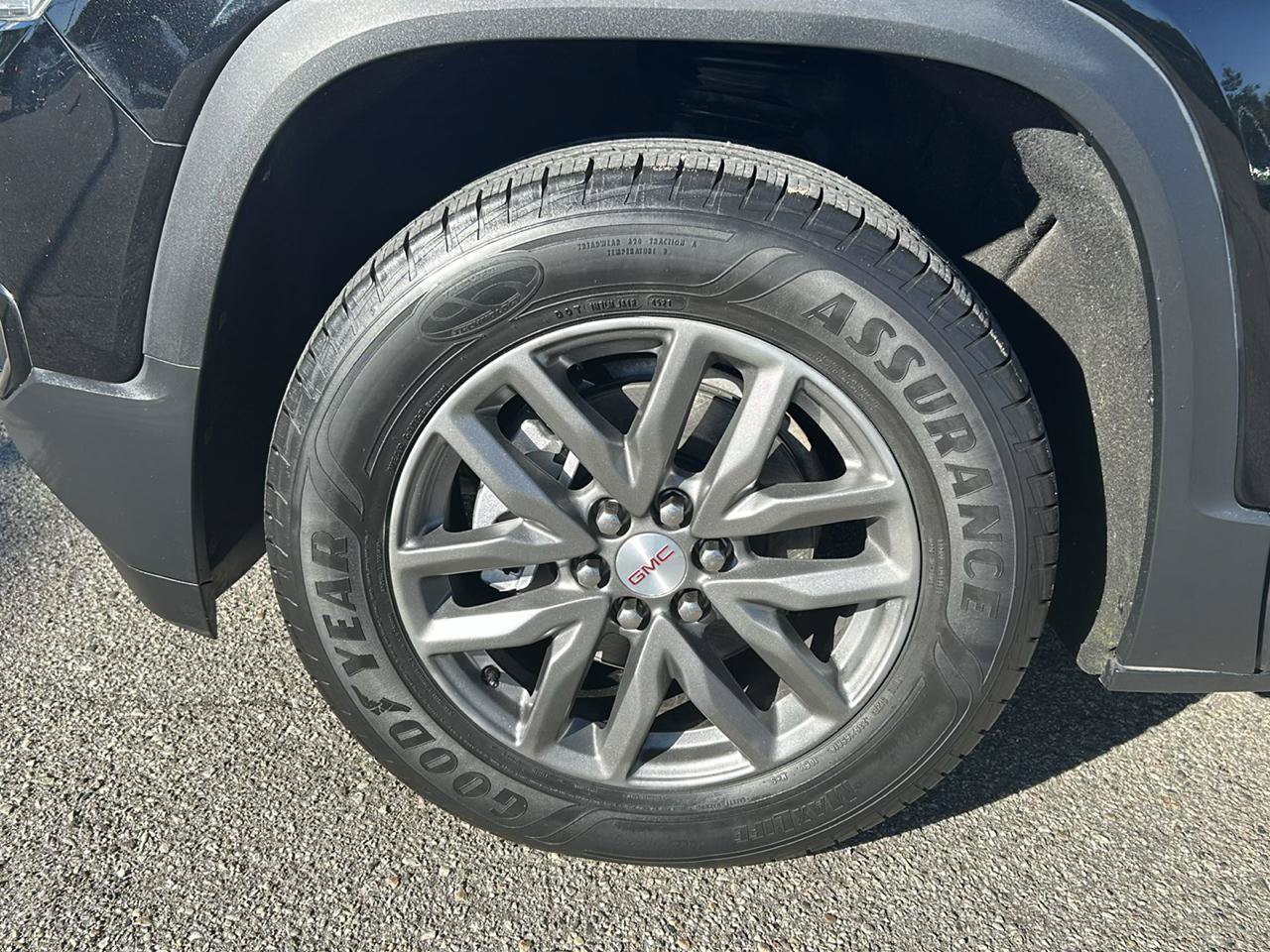 Used 2018 GMC Acadia SLT AWD/4WD image 36