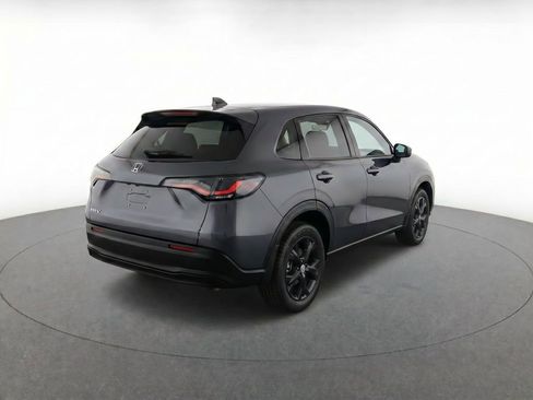 Used 2023 Honda HR-V LX image 4