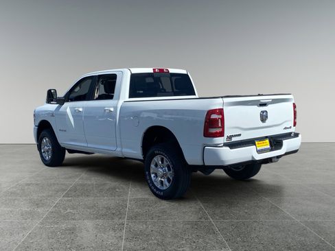 Used 2024 RAM 2500 Laramie AWD/4WD image 3