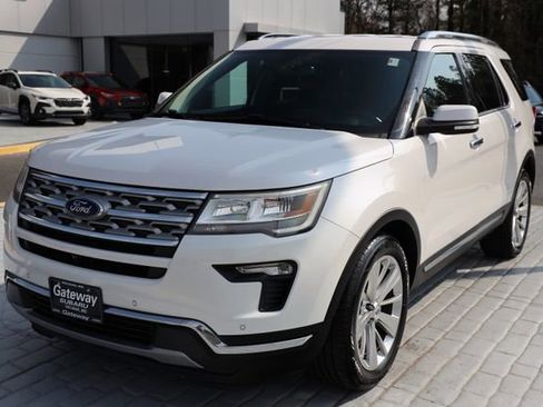 Used 2019 Ford Explorer Limited w/ Class III Trailer Tow Package image 1