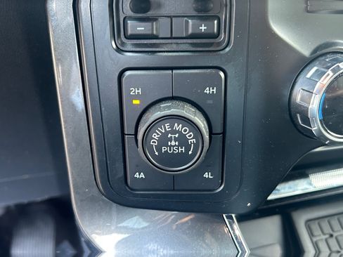 Used 2023 Ford F150 Lariat w/ Equipment Group 502A High AWD/4WD image 17