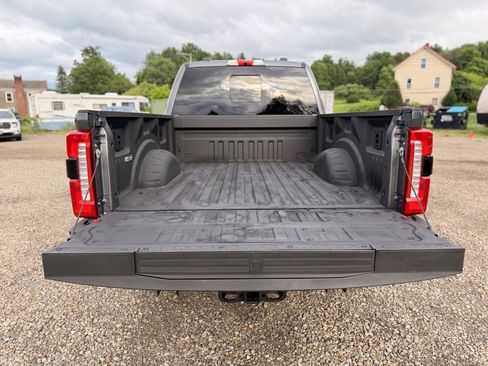 Used 2025 Ford F250 Lariat AWD/4WD image 16
