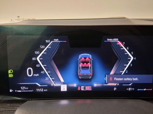 Certified 2025 BMW X7 xDrive40i w/ M Sport Package image 18