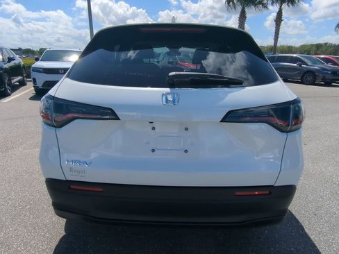New 2026 Honda HR-V LX image 5